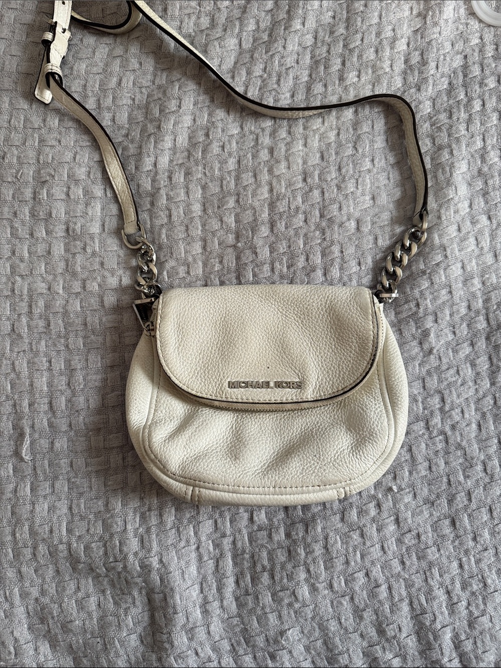 Michael Kors Cream white Pebbled Leather Crossbody with Chain Strap
